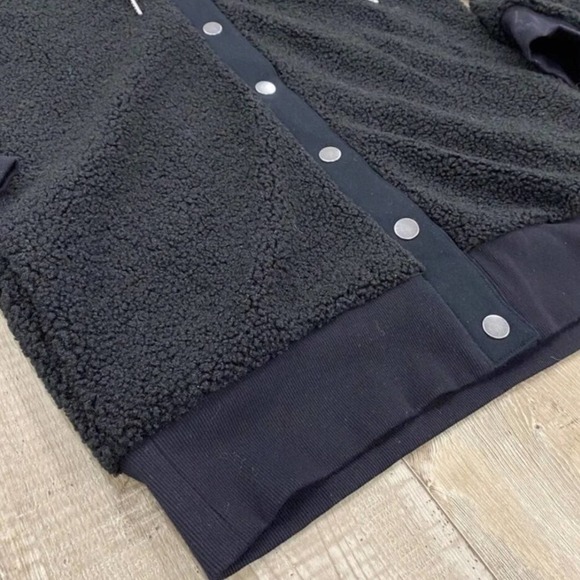 n:Philanthropy Nicole Sherpa Bomber Jacket in Black NWOT Size Small - Picture 5 of 10